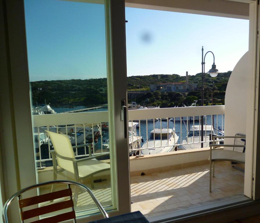 Bed and Breakfast Domo Sul Porto Stintino Exterior foto
