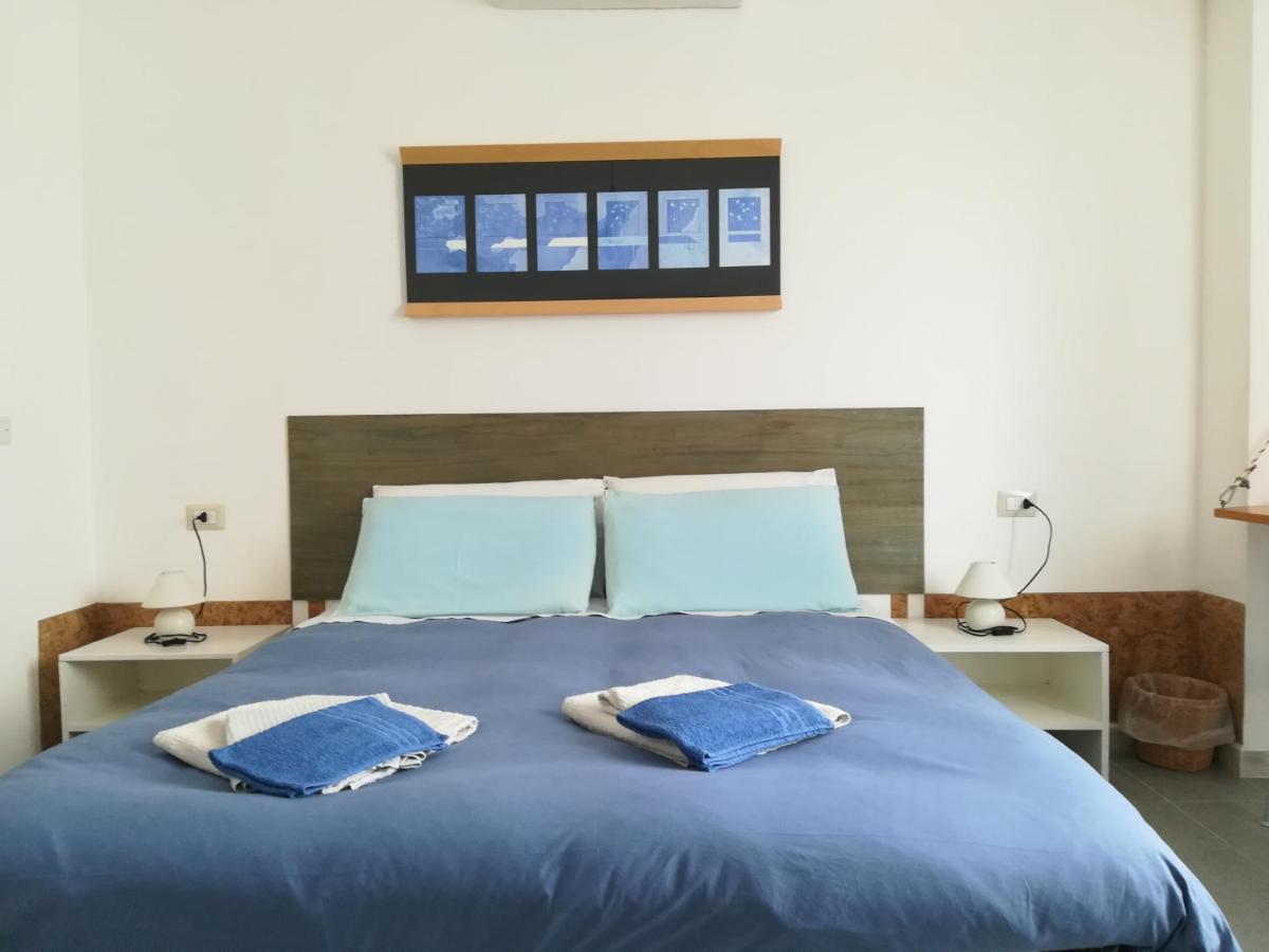 Bed and Breakfast Domo Sul Porto Stintino Exterior foto
