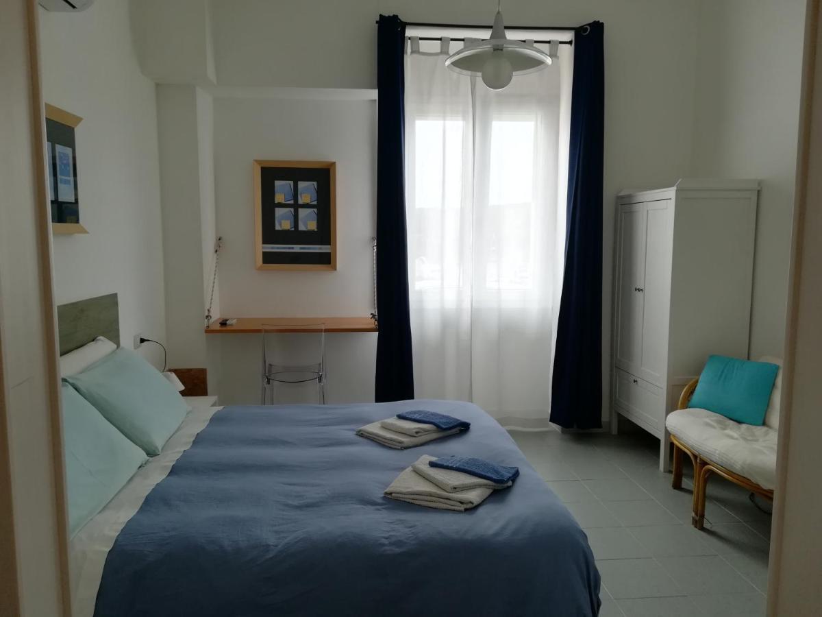 Bed and Breakfast Domo Sul Porto Stintino Exterior foto